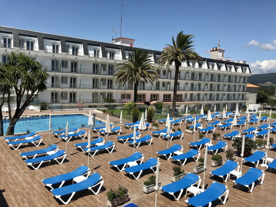 SOLARIUM HOTEL NUEVO VICHONA.jpg